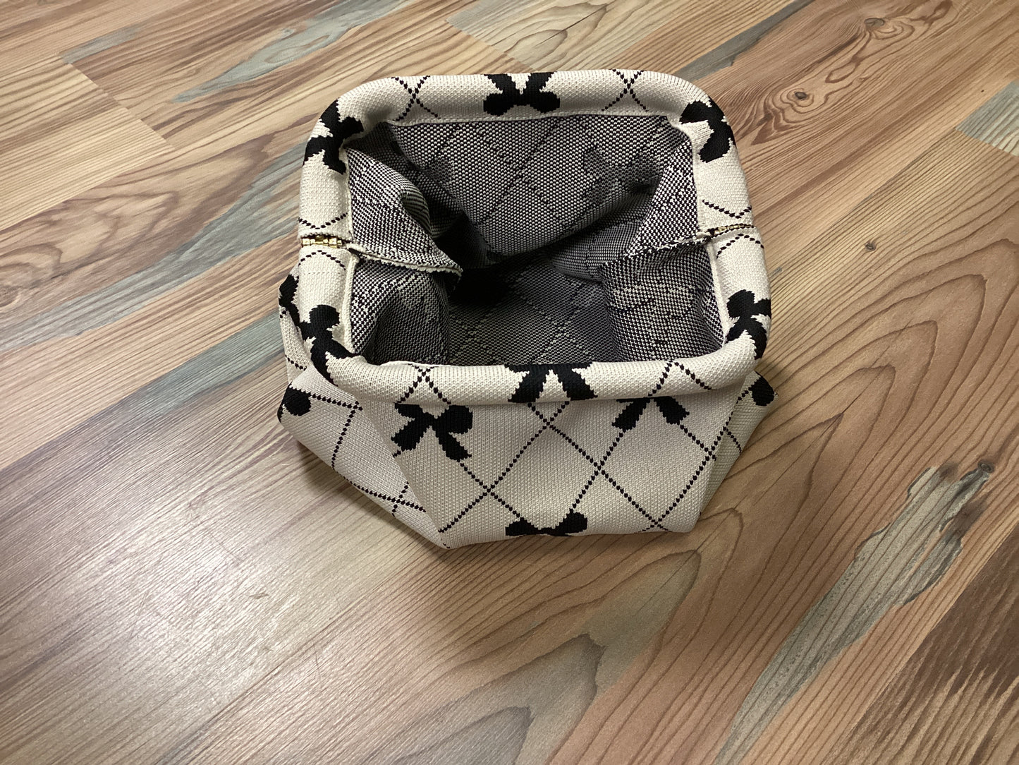 Bow Knit Clutch
