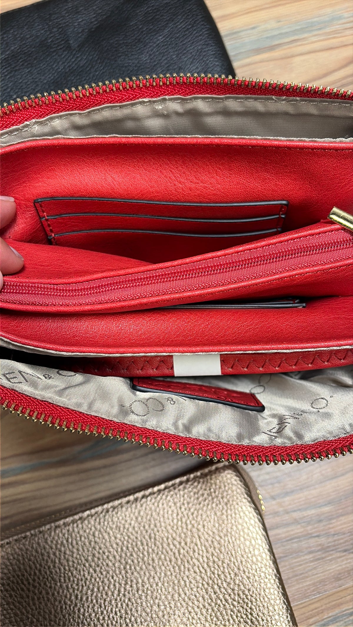 Riley Crossbody Wristlet Bag