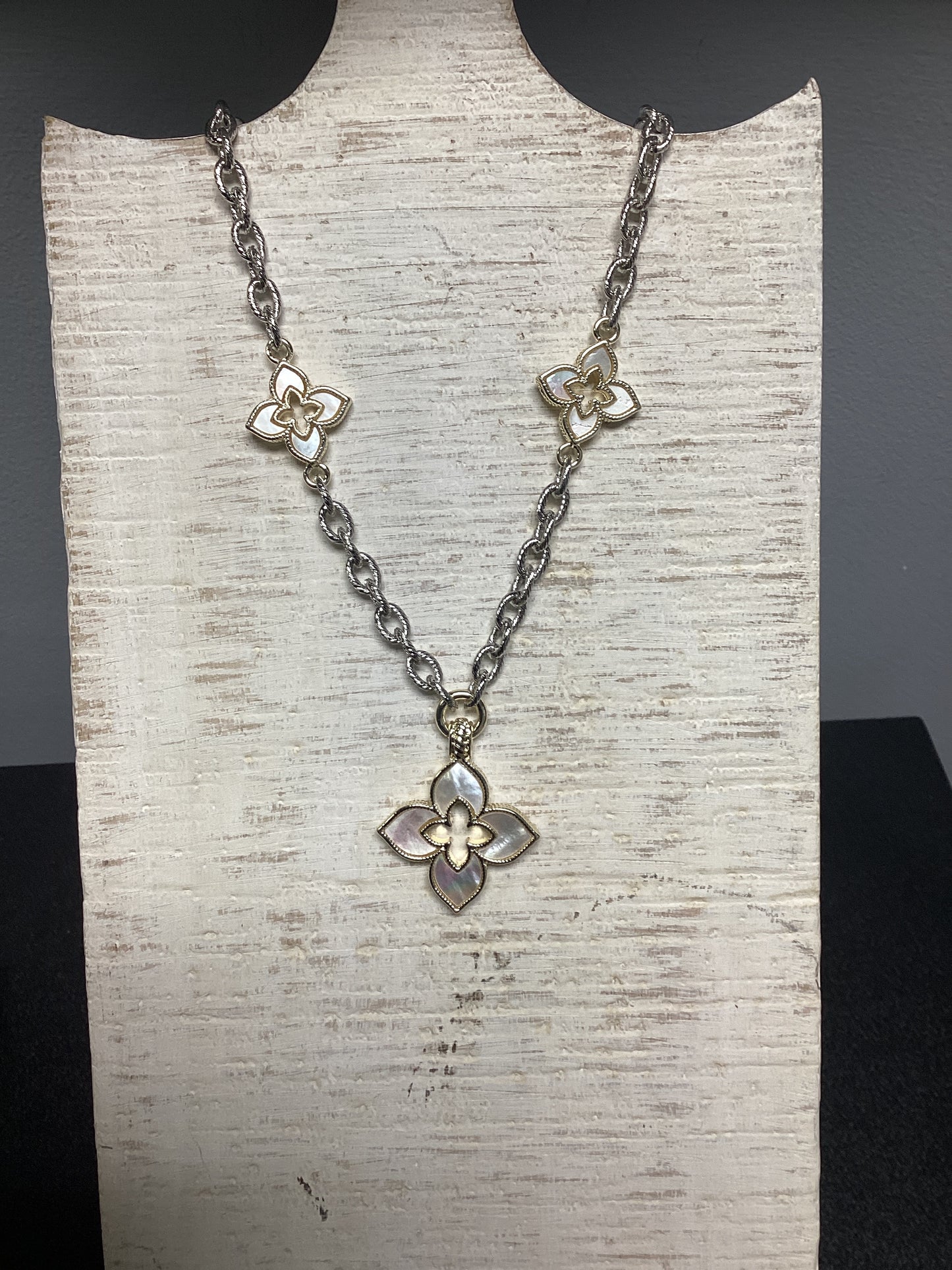 Opal Clover Chain Necklace