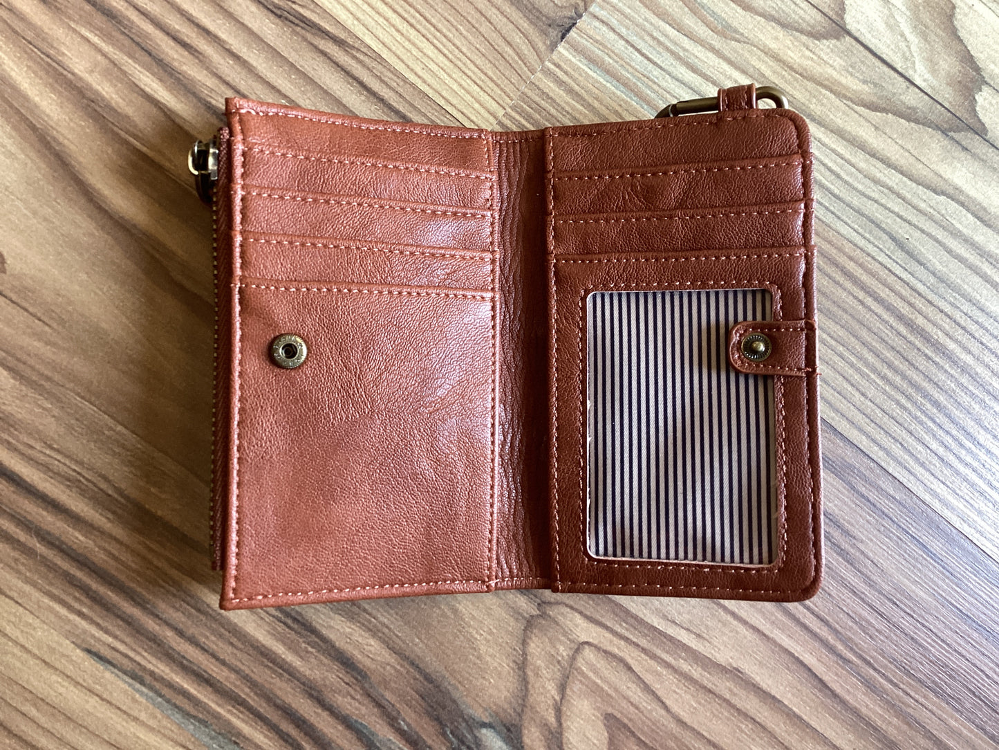 Saddle Bobbie Bifold Carabiner Wallet