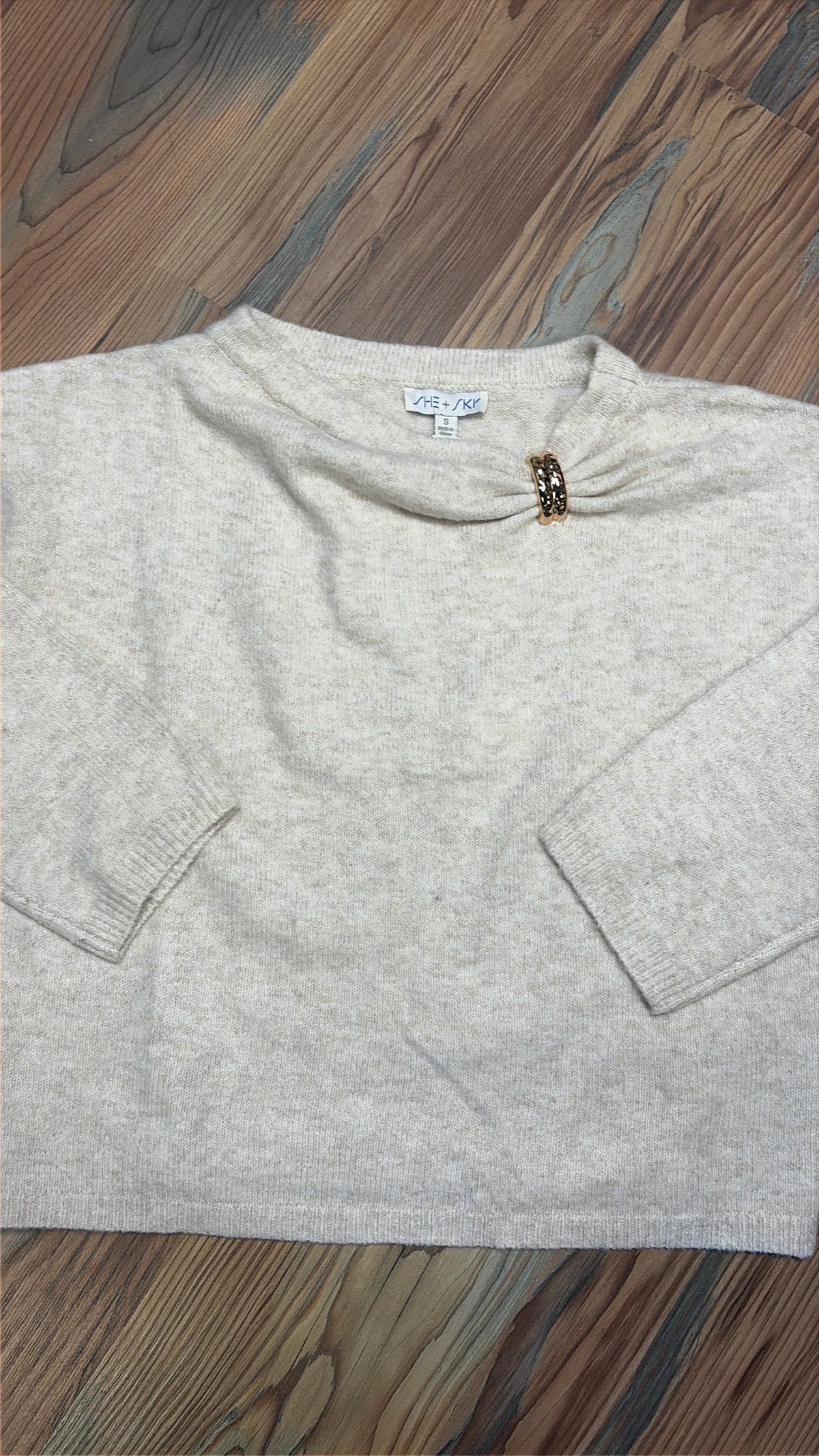 Oatmeal Brooch Knit