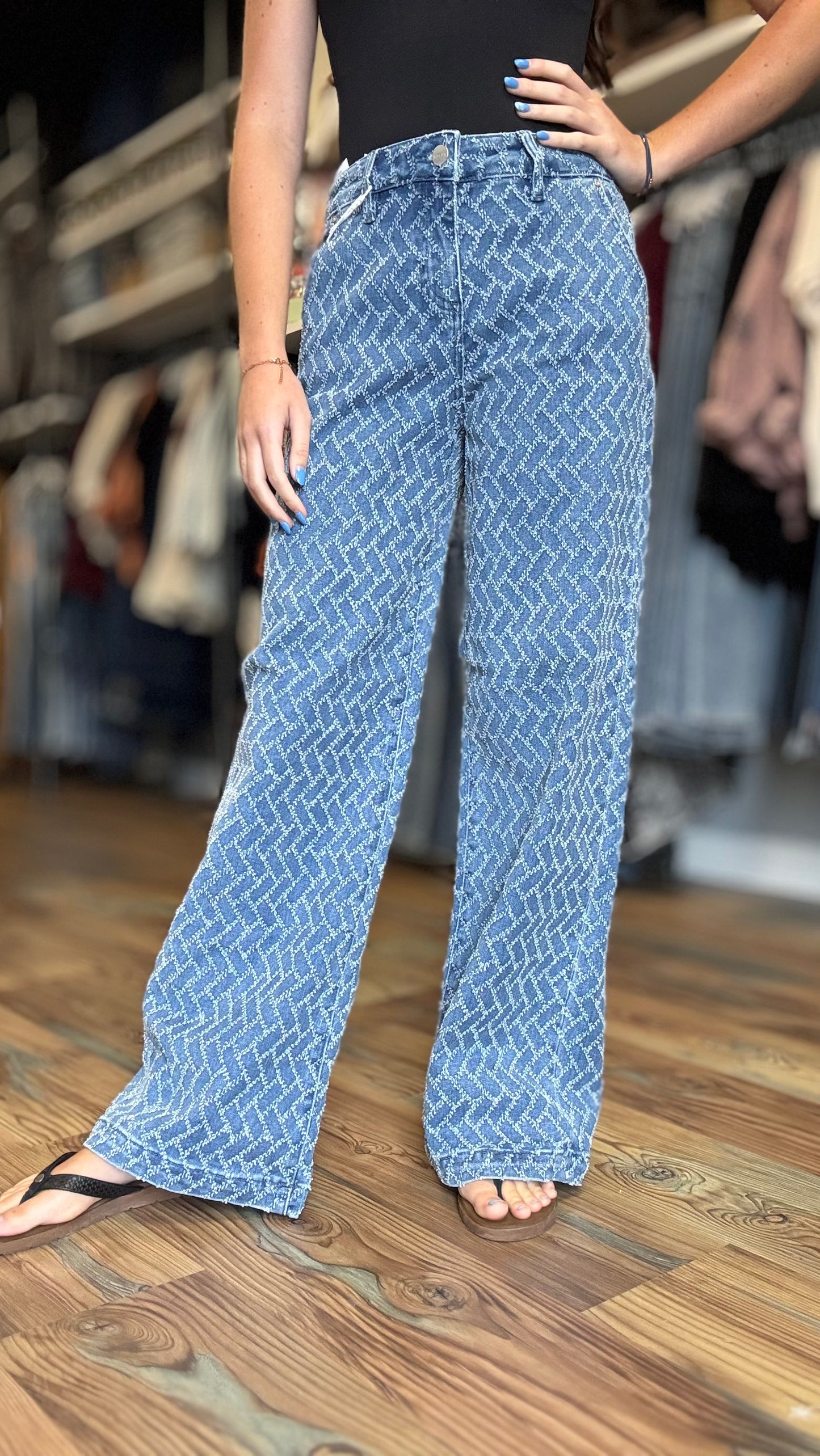 Risen High Waist Textured Jeans