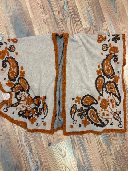 Tufted Paisley One Size Kimono