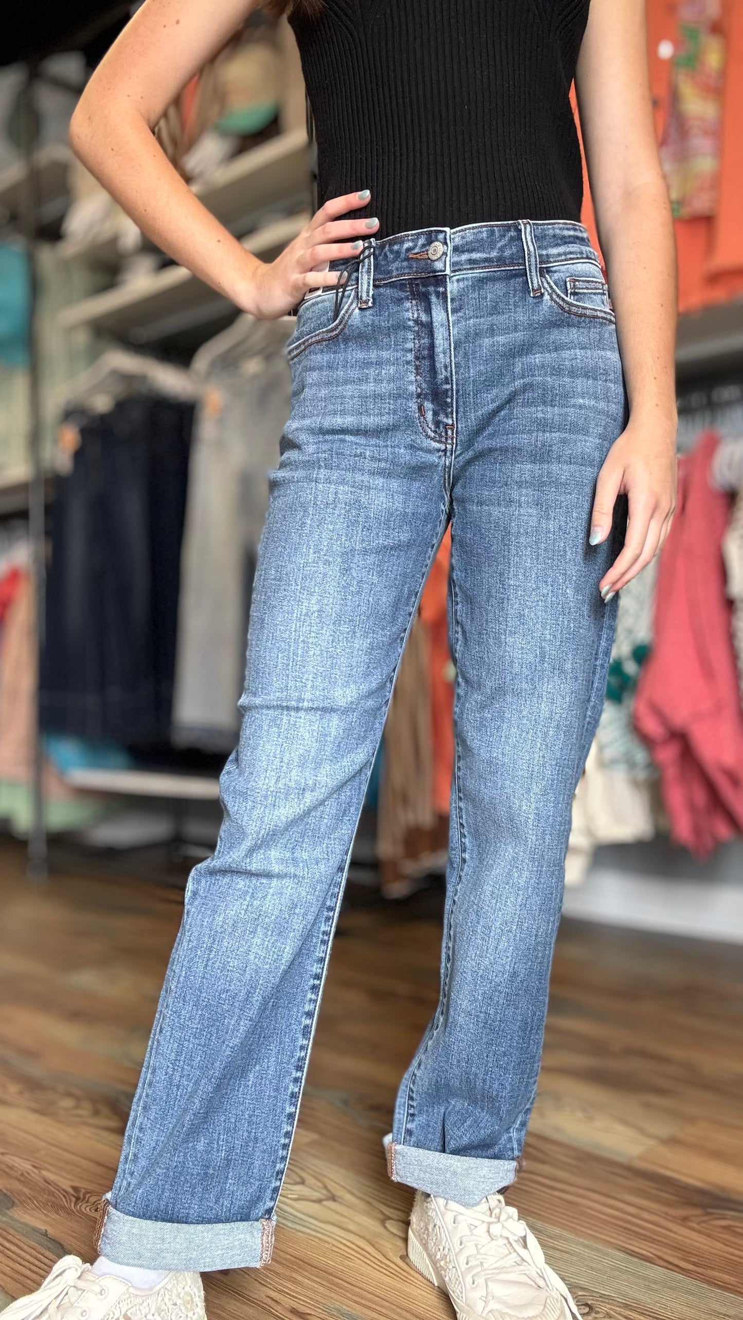 Judy Blue Medium Wash Mid Rise Boyfriend