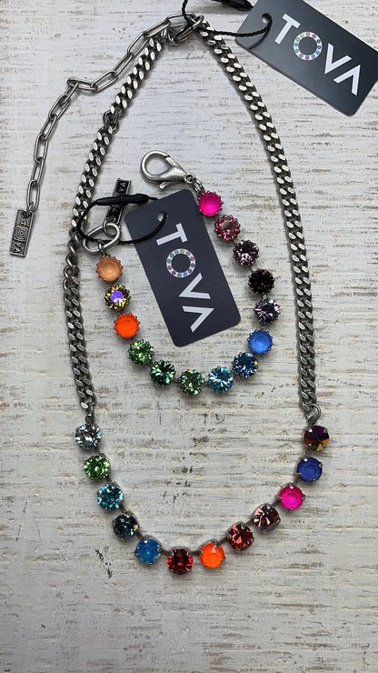 Tova Mini Oakland Necklace Watermelon Rainbow