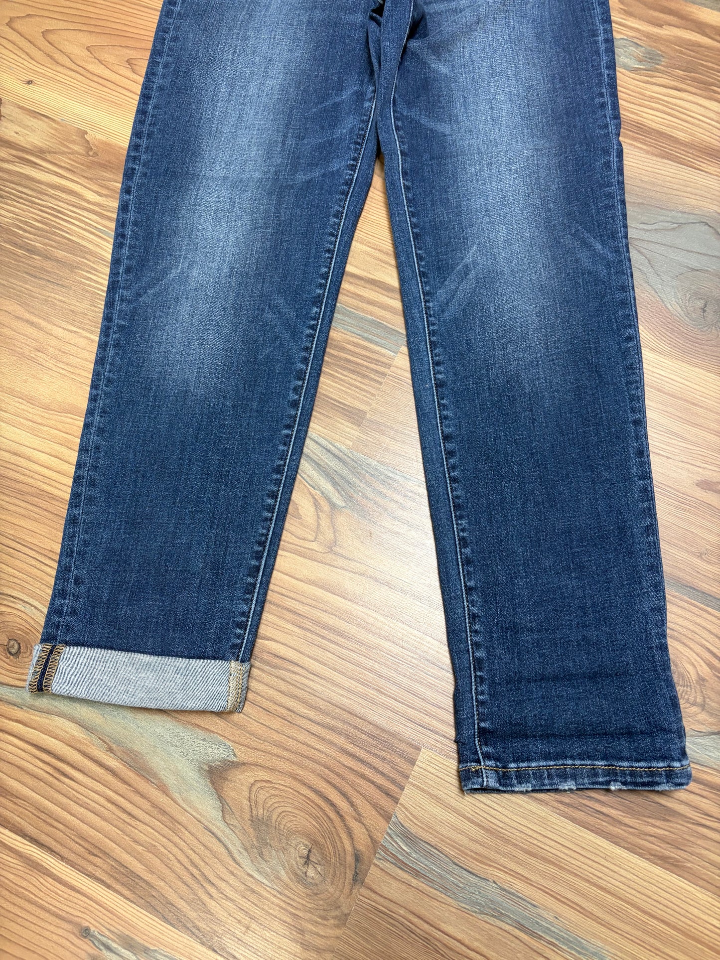 Judy Blue Dark Wash Mid Rise Boyfriend
