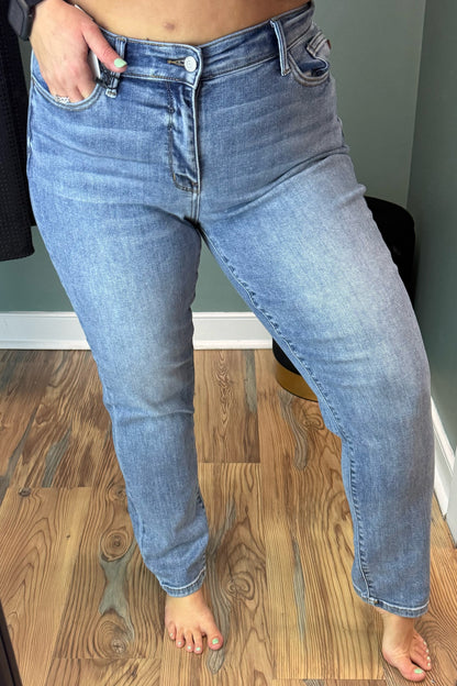 Judy Blue Classic Mid Wash Slim Fit