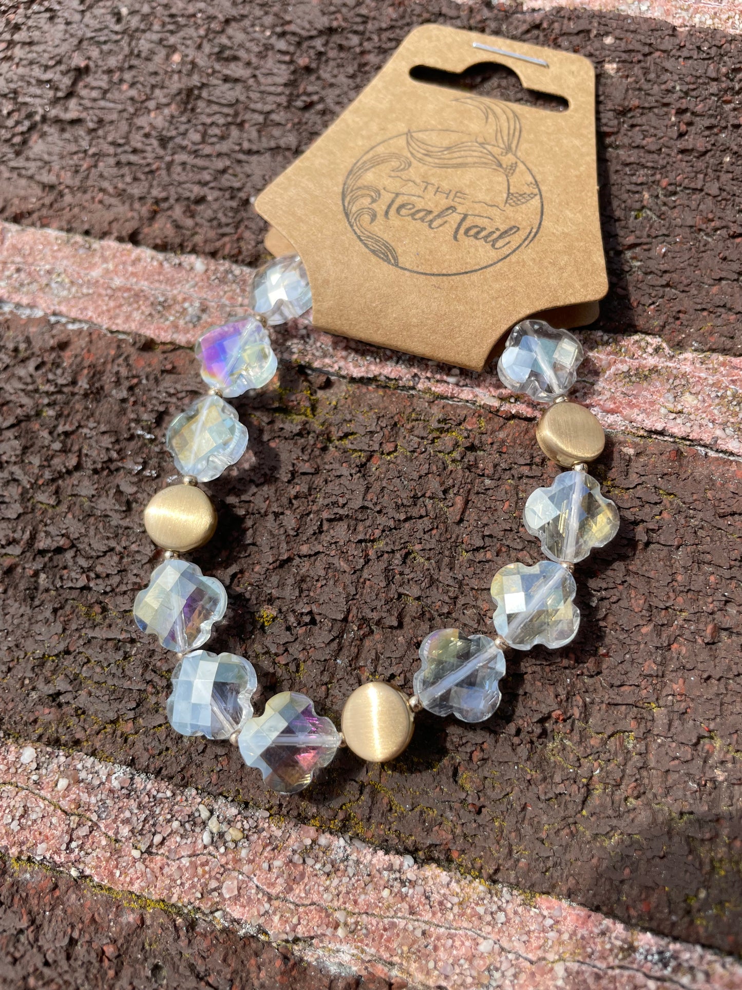 Iridescent Clover Bracelet
