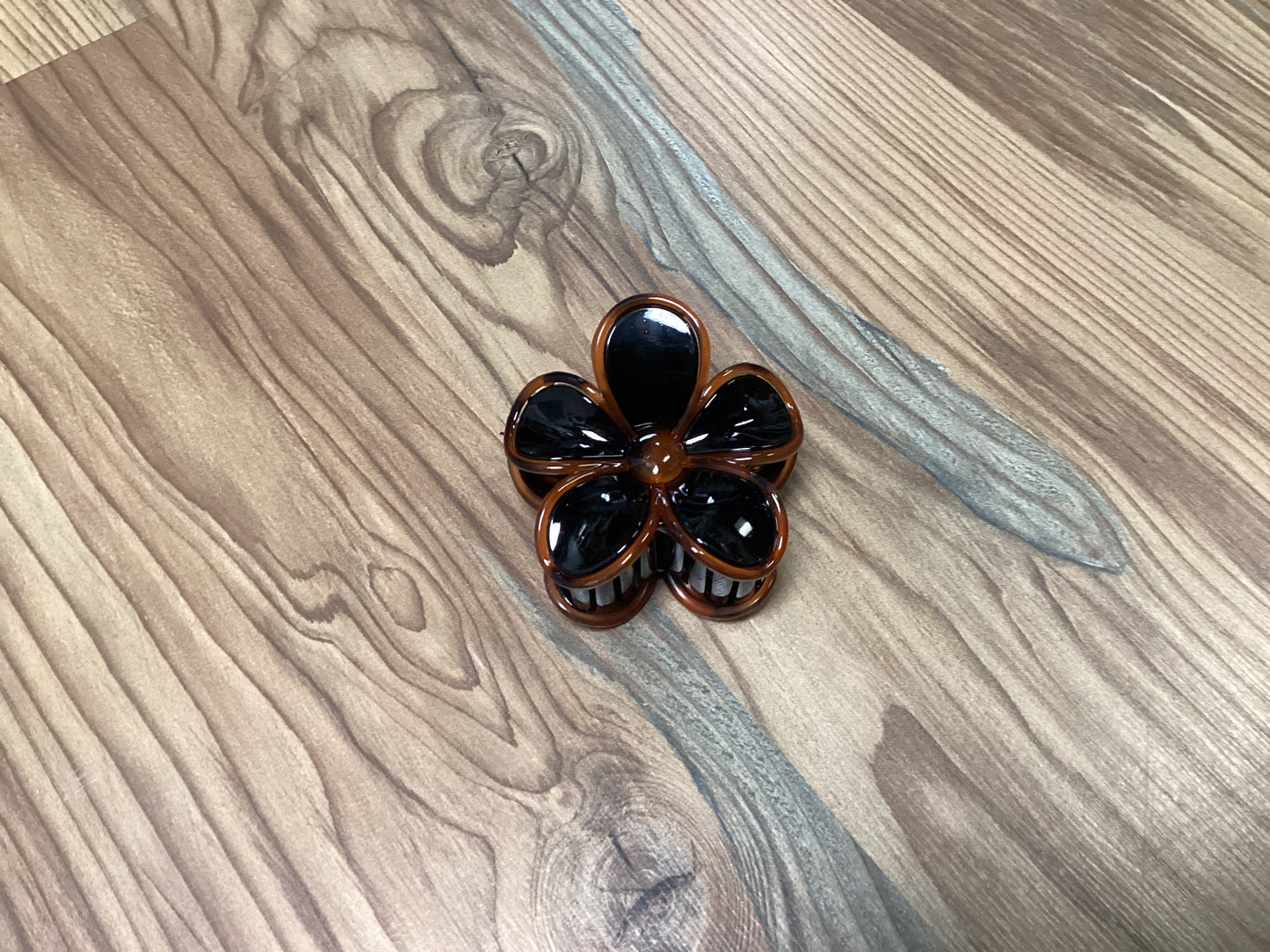 Black/Brown Flower Claw Clip
