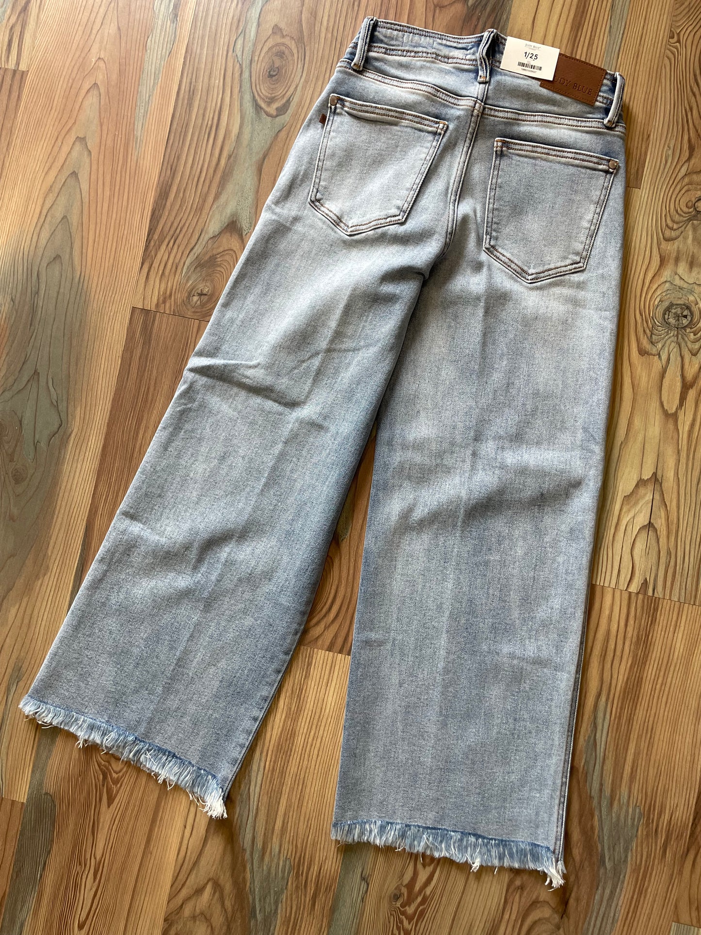 Judy Blue Mid Rise Ankle Wide Raw Hem