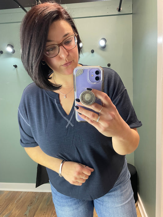 Navy Contrast V Neck Short Sleeve