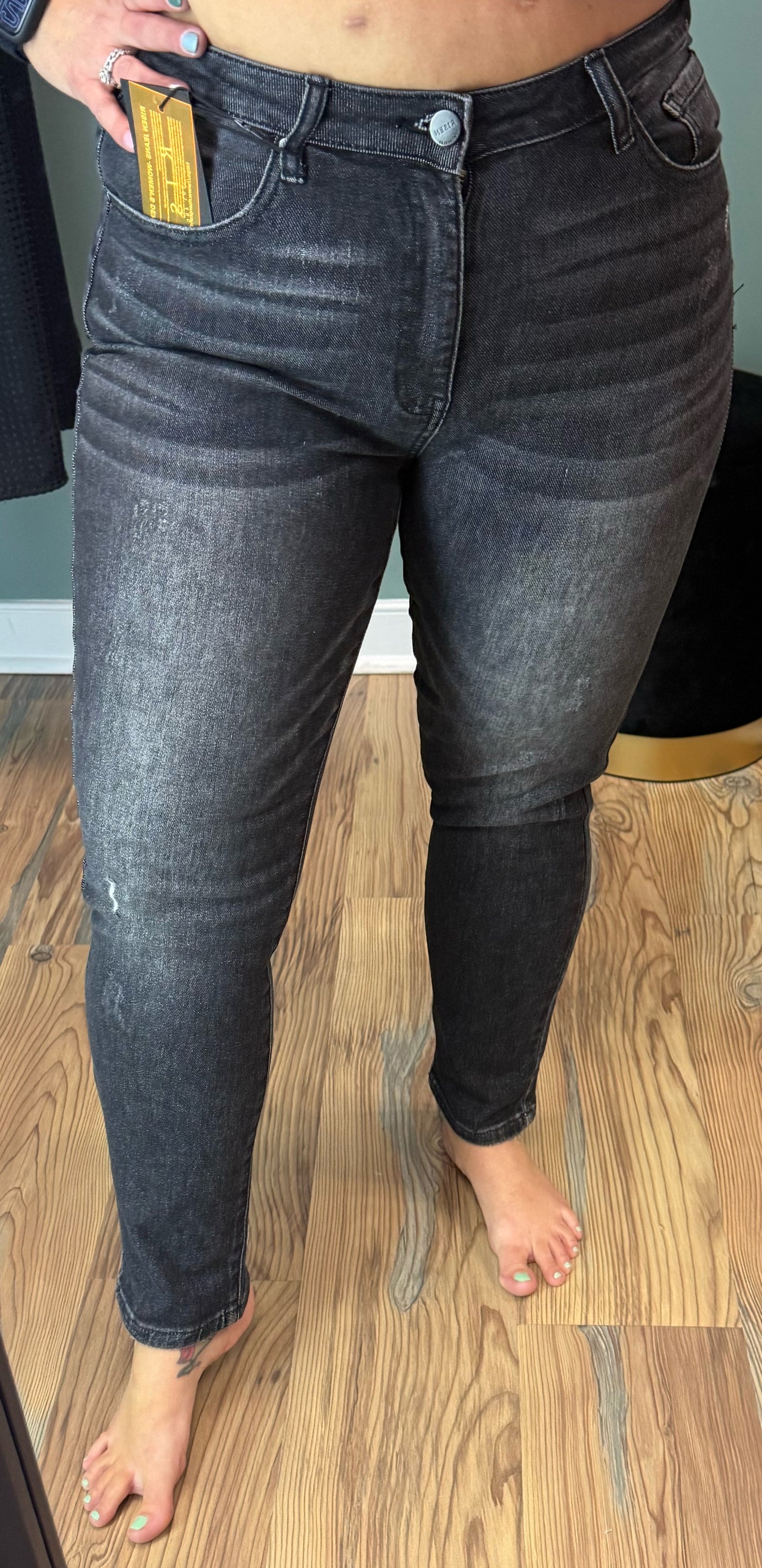 Risen Black Mid Rise Skinny Ankle
