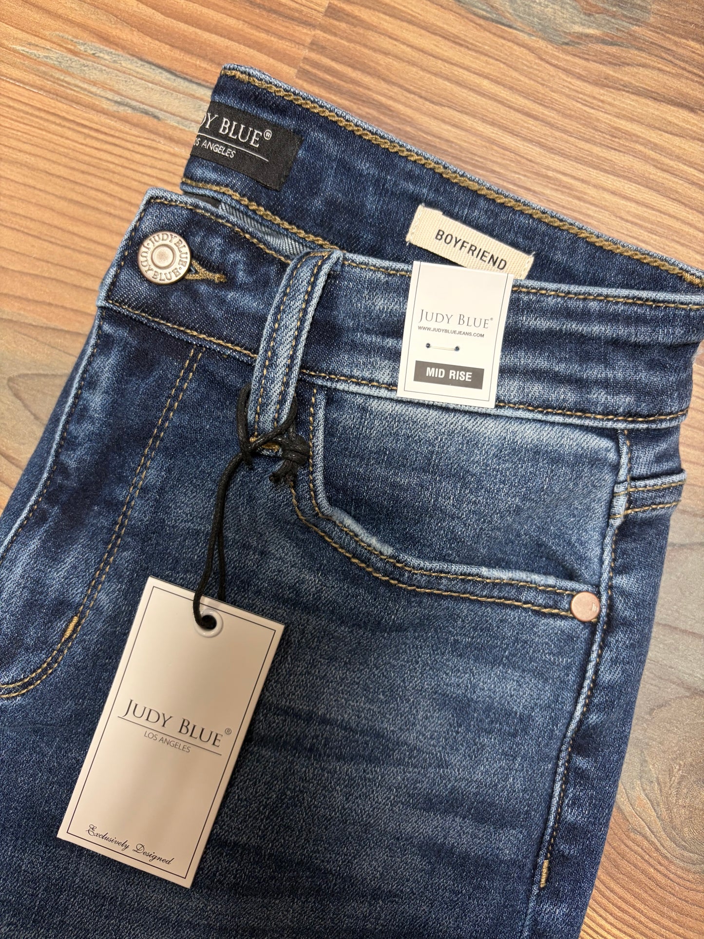Judy Blue Dark Wash Mid Rise Boyfriend