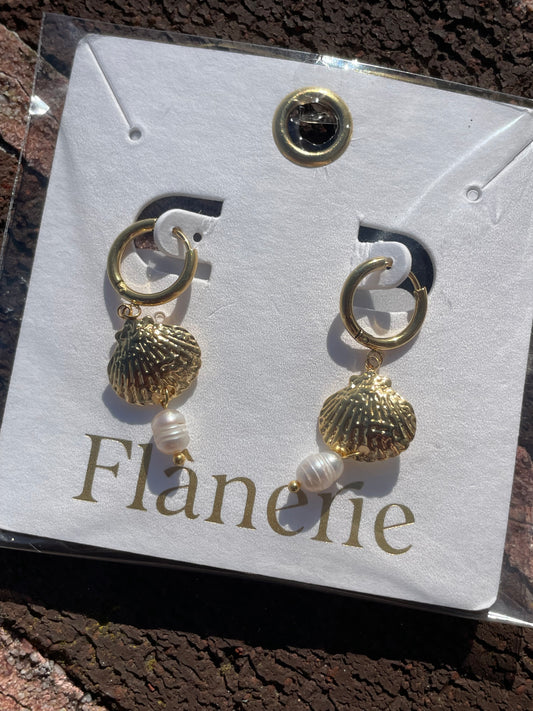 18k Gold Dipped Seashell Pearl Dangle