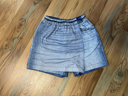 Zenim Dark Pull On Skort