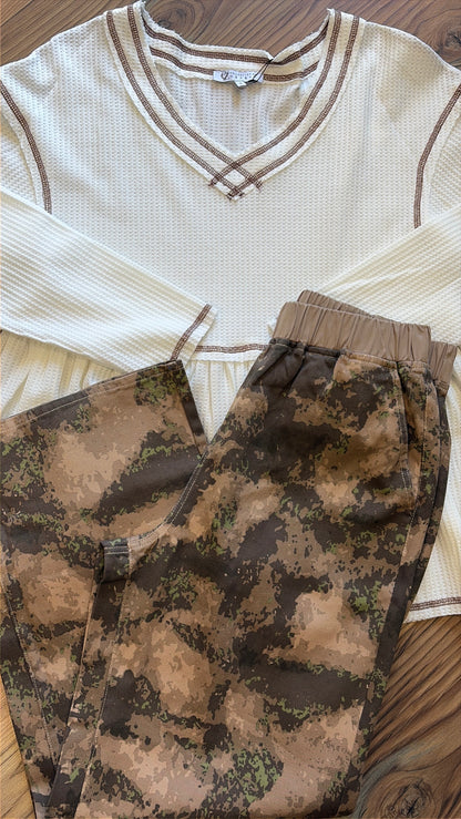 Camo Elastic Waist Cotton Pants