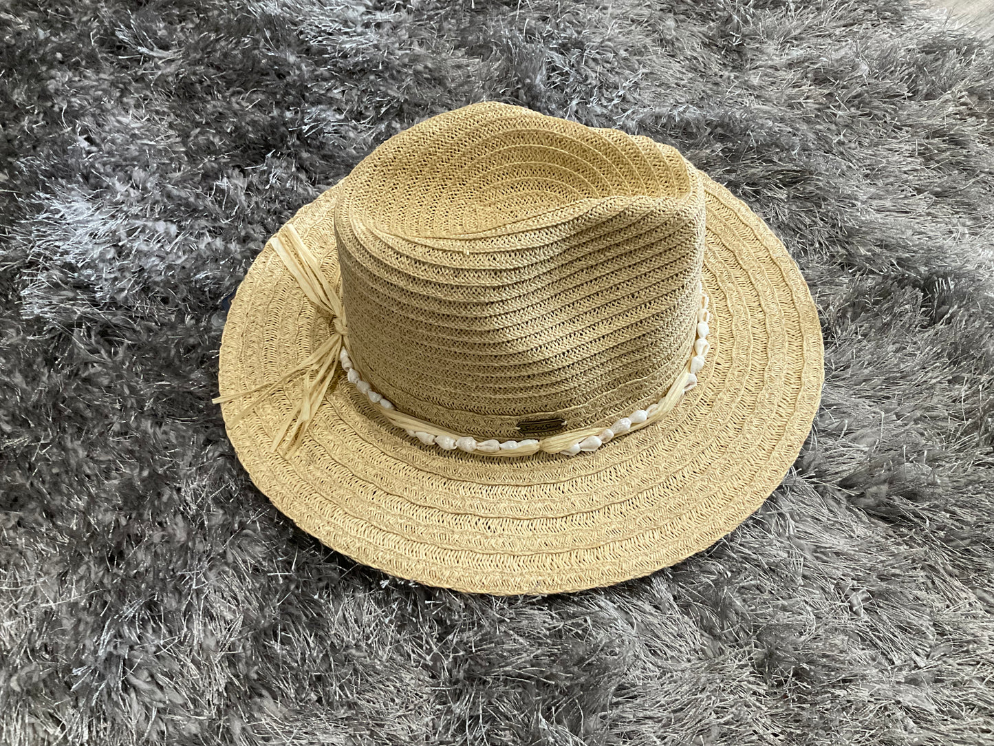 Mini Conch Shell Safari Hat