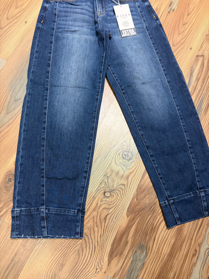 Risen Dark Wash Slouch Crop Barrel